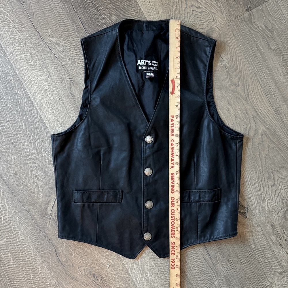Vintage Art’s Riding Apparel Black Leather Vest for Men - Picture 9 of 9